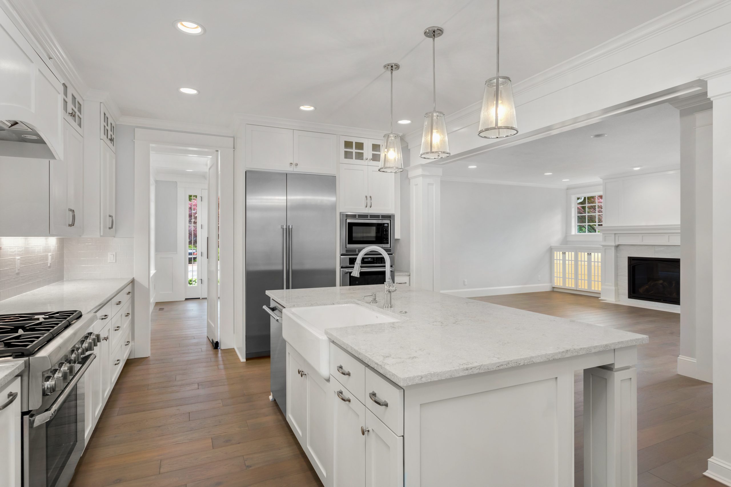 luxary modular new kitchen
